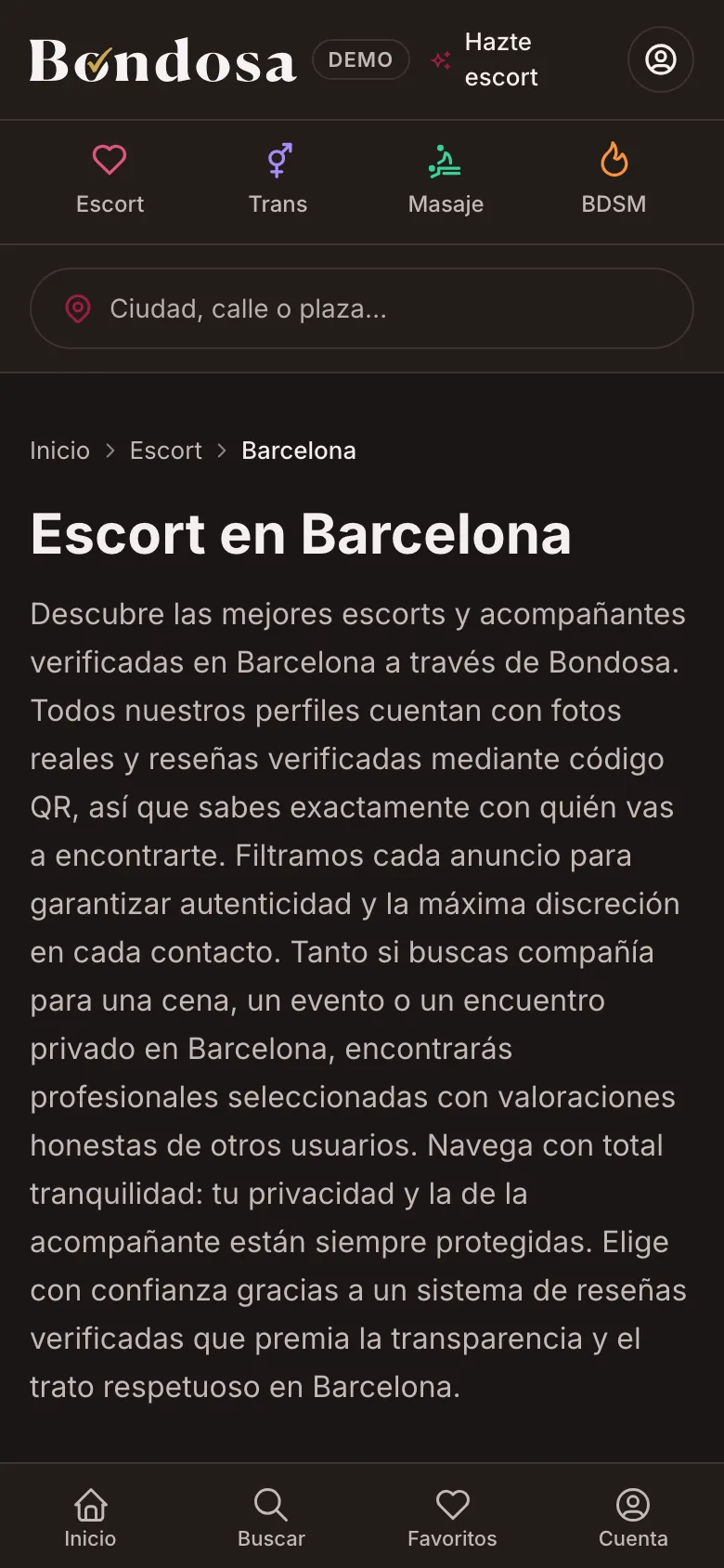 Un anuncio de escort en un móvil, con fotos, datos y botones de contacto
